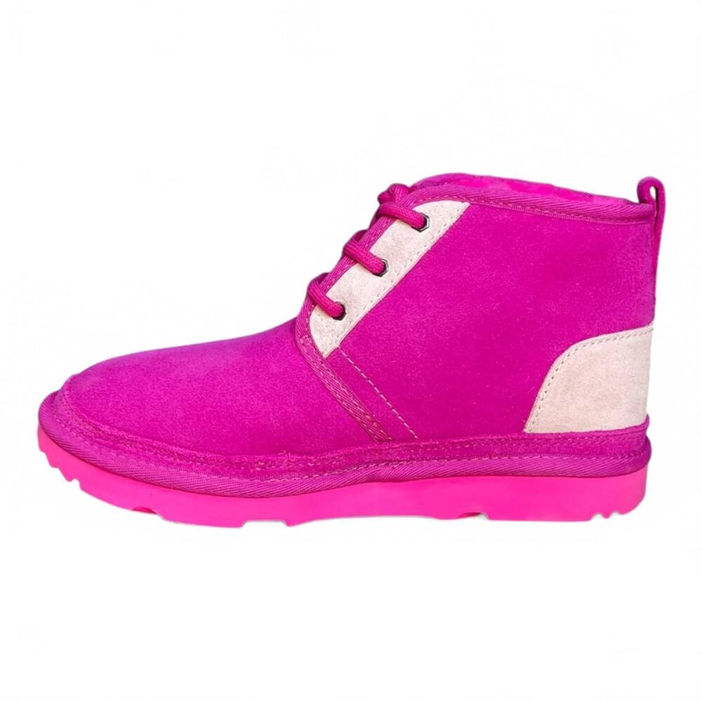 NEW UGG kid's neumel graphic outline boot in pink